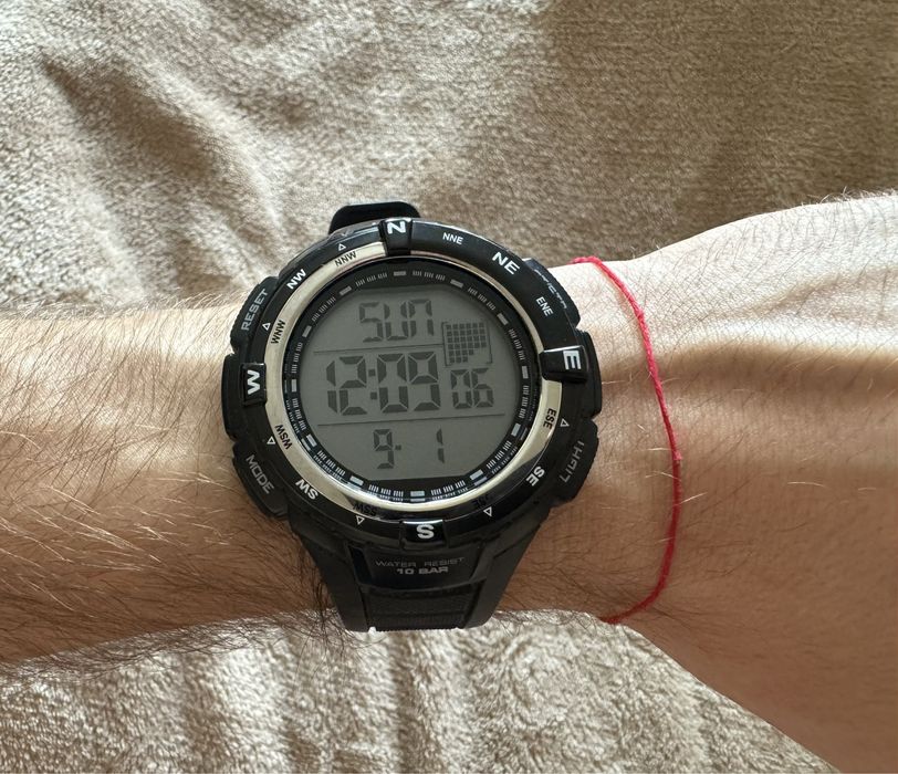 Наручные часы Q and Q модель M131J002Y