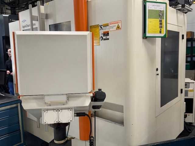Centro de maquinação Mikron VCE 600 Pro de 3+2 eixos de 2013