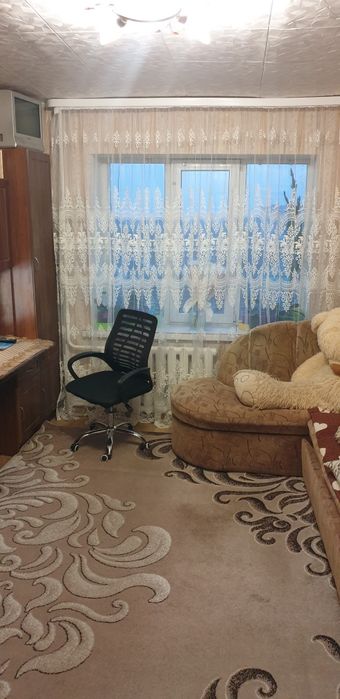 Продаж. Кімната в гуртожитку, Майдан Польовий