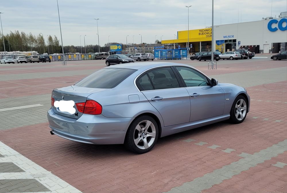 Sprzedam BMW E90 2011 lift