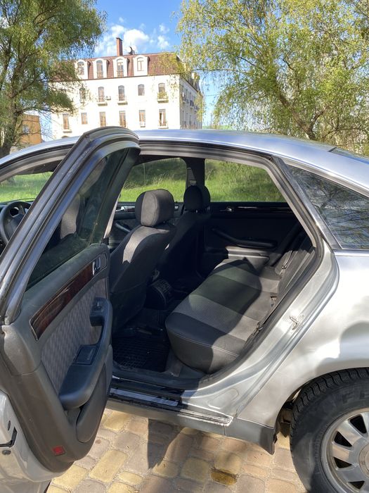 Audi A6 C5 2.4, автомат, 2000 г.