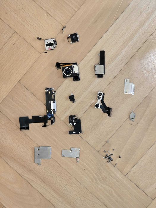 Części do iPhone 13, LG G6, Samsung A14, A50 i A51