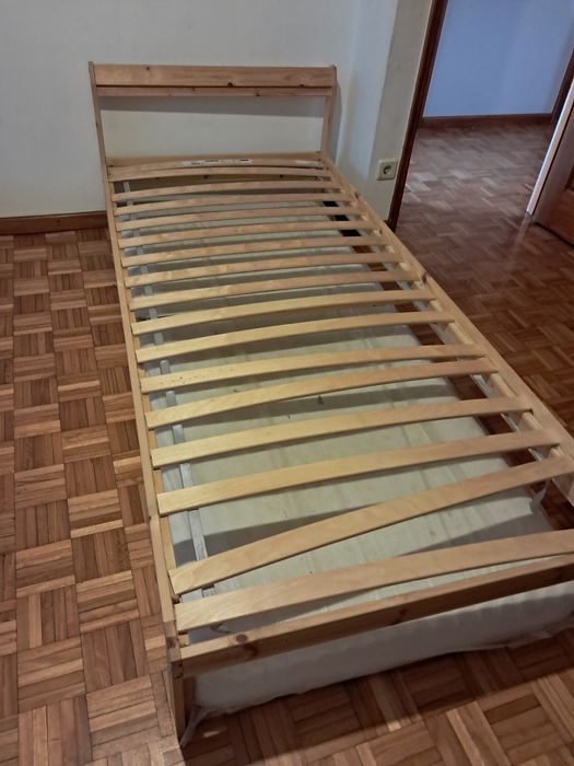 Camas de solteiro IKEA