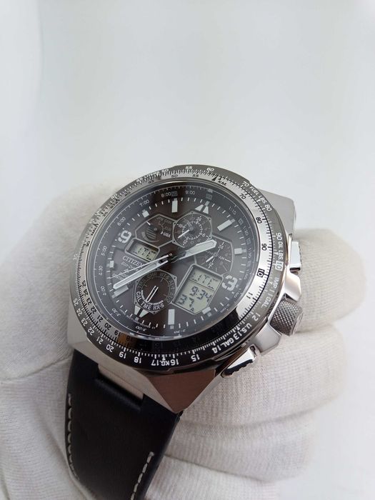 Часы Citizen JY8149-05E радиосигнал вечник сапфир будильник подсветка