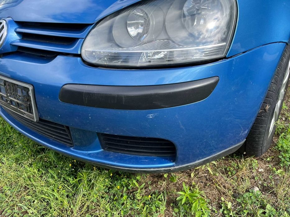 zderzak atrapa przód przedni vw golf v 5 1k0 2003 -2009 hatchback lc5g niebieski kompletny
