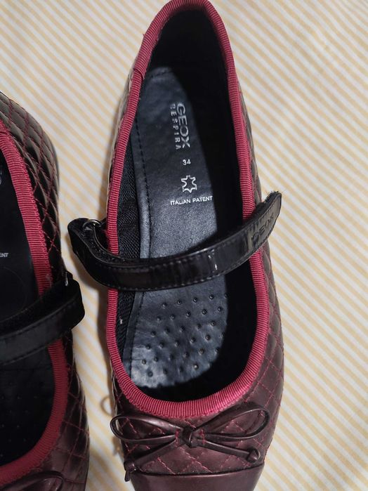 Sapatos da Geox tamanho 34