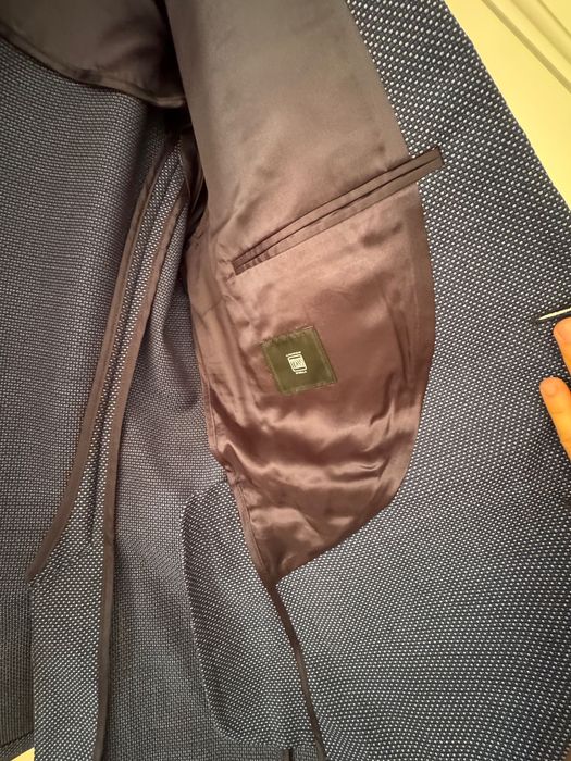Blazer Hugo Boss com aplicações nos cotovelos