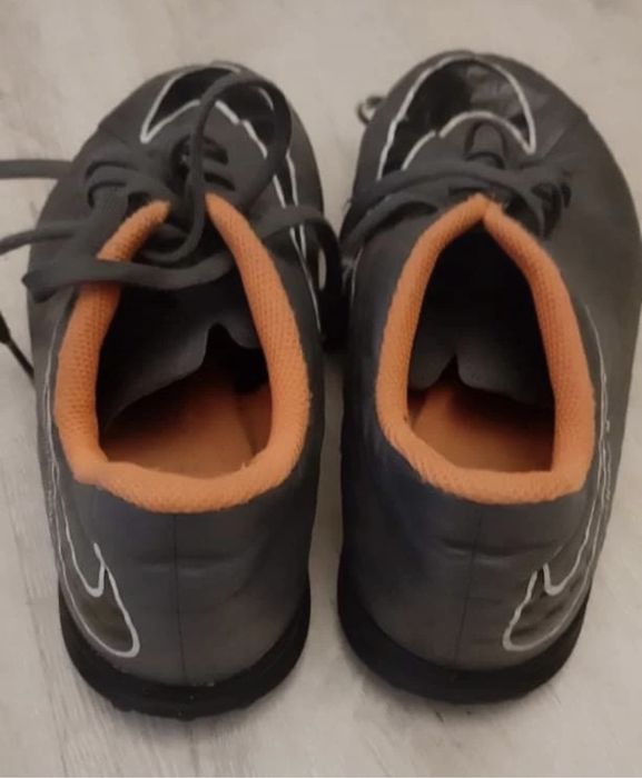 Halówki Nike rozmiar 36