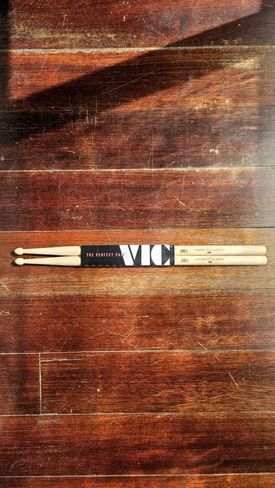 Baquetas bateria Vic Firth American Classic 2B
