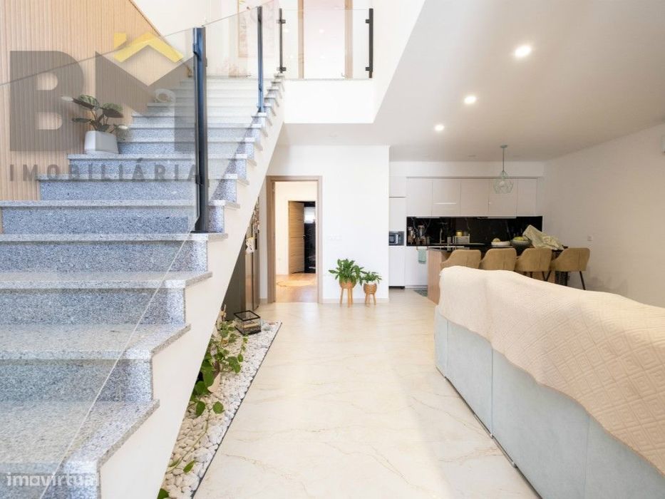 Moradia T4 com jardim em Castelo Branco