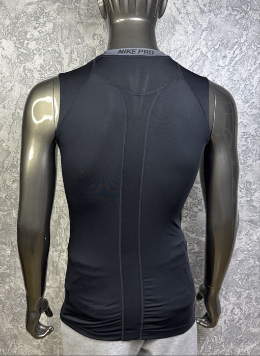 Nike Pro dri-fit compression майка безрукавка M размер спортивная черная