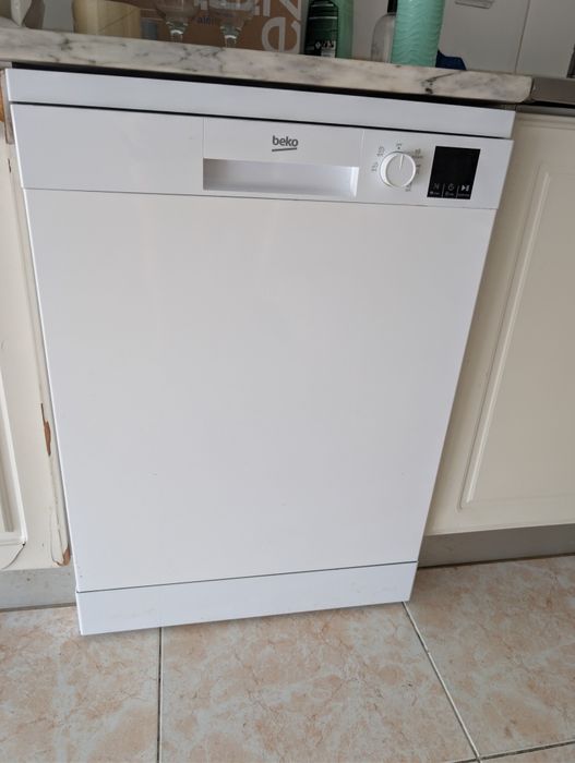 máquina de lavar loiça Beko