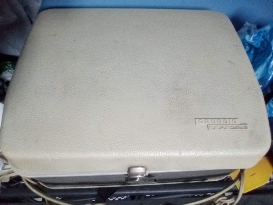 GRUNDIG TK23 Gravador