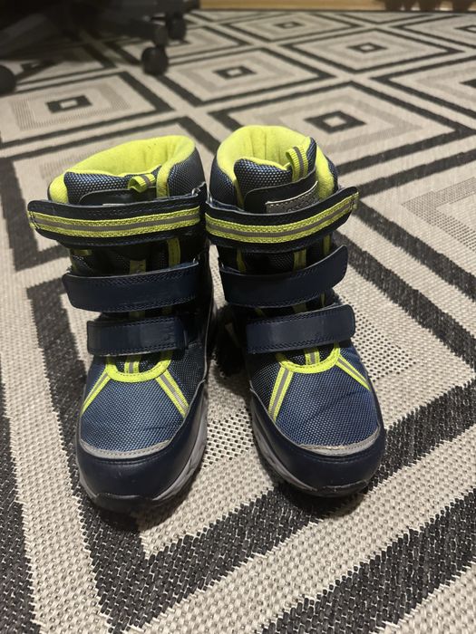 Зимові ботинки, сапожки Lassie