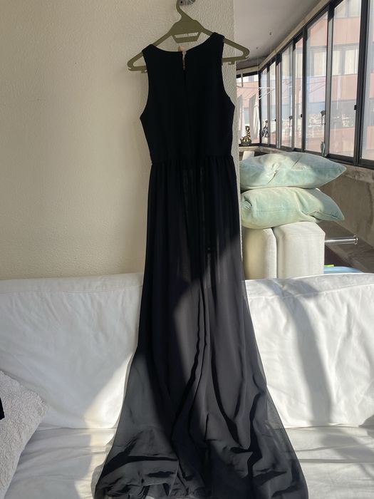 Vestido Preto corpete em lantejoulas