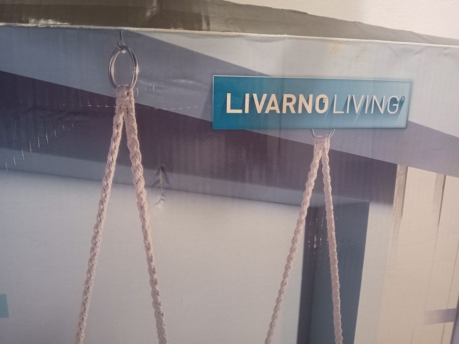 Baloiço de croché novo na caixa