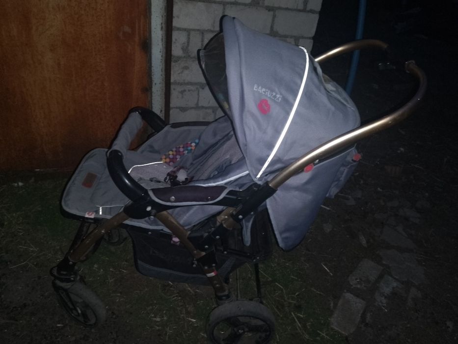 Продам коляску в хорошем состоянии