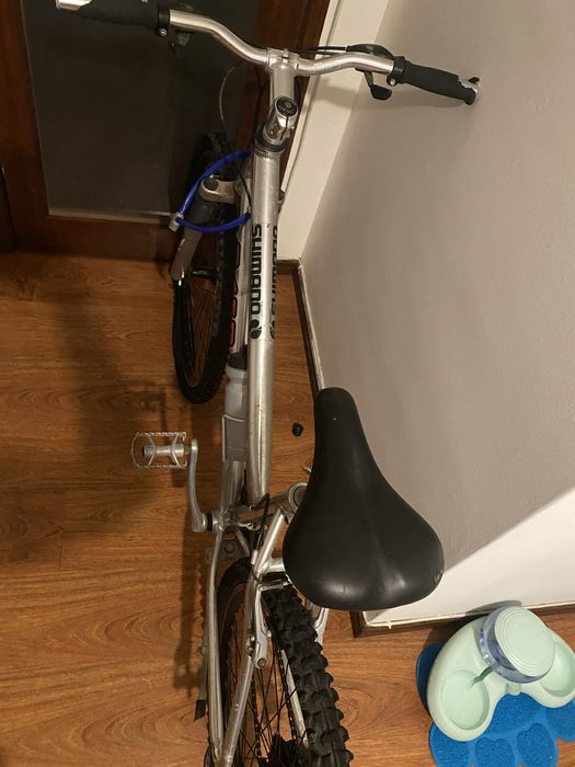 Bicicleta Shimano em aluminio