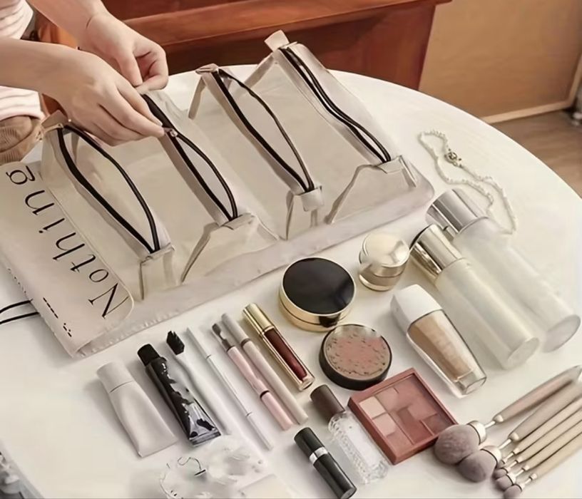 Kosmetyczka podróżna organizer kremowa minimalist cosmetic bag