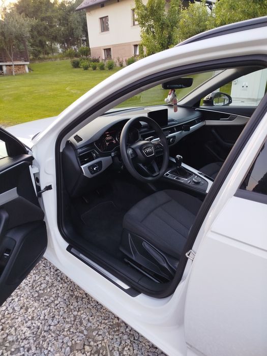AUDI A4 Avant  2.0 TDI Manual Super Stan