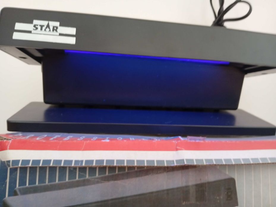 Máquina detetor notas falsas