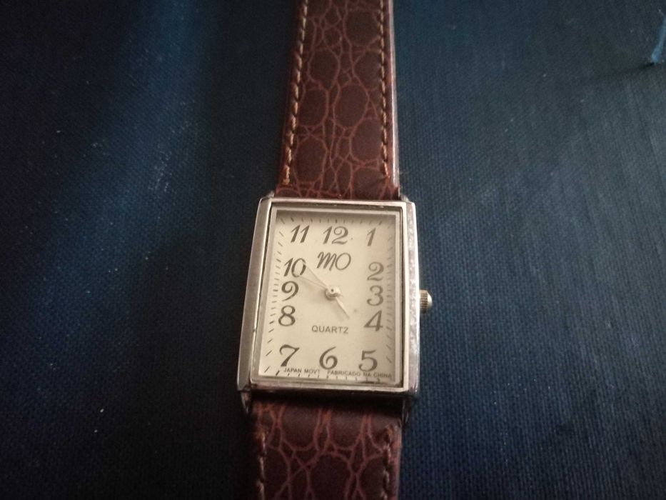 5 relógios para peças e colecionador 5 euros cada