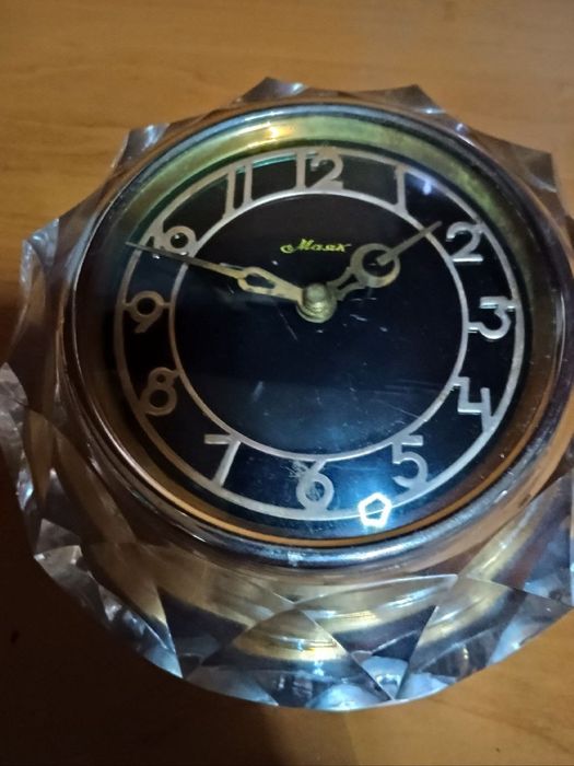 Часы маяк в хрустальном корпусе под ремонт