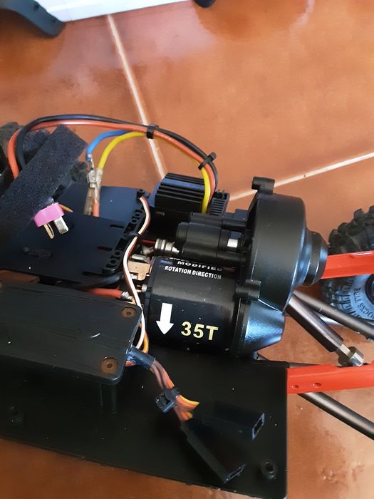 Crawler scale 1.0 scx 2 injora cherokee