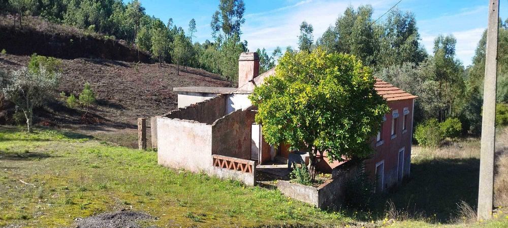Casa Rústica + Terreno, em Vila de Rei
