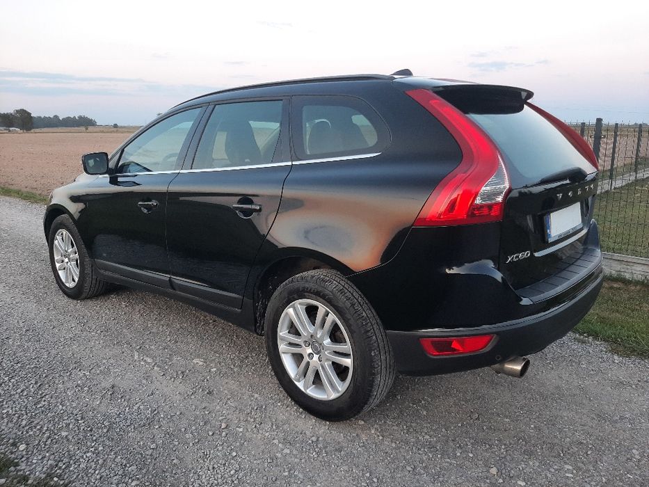 Volvo xc60 2.4d 163konie 4x4 orginalny przebieg dobry stan