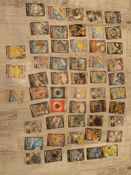 Karty pokémon. Na sprzedaż