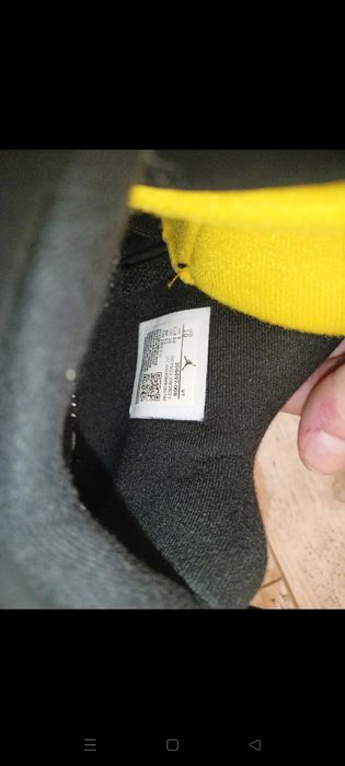 Jordan 4 yellow thunder