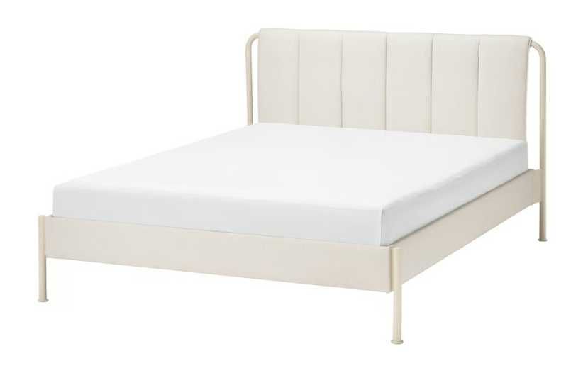 Estrutura de cama estofada, IKEA TÄLLÅSEN + ESTRADO + TRAVE CENTRAL