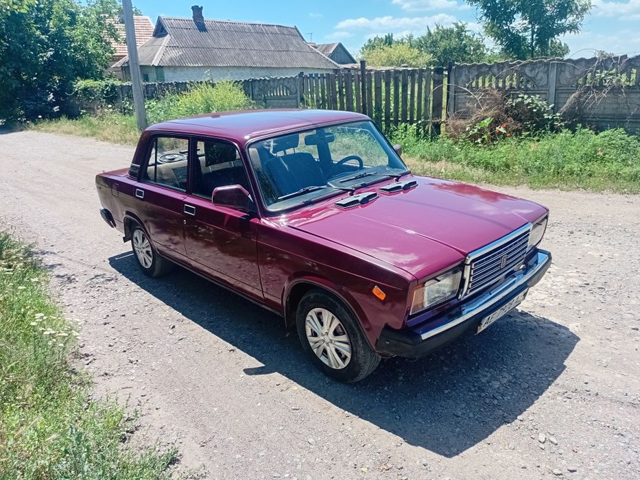 Продам ваз 2107  в отличном  состояний