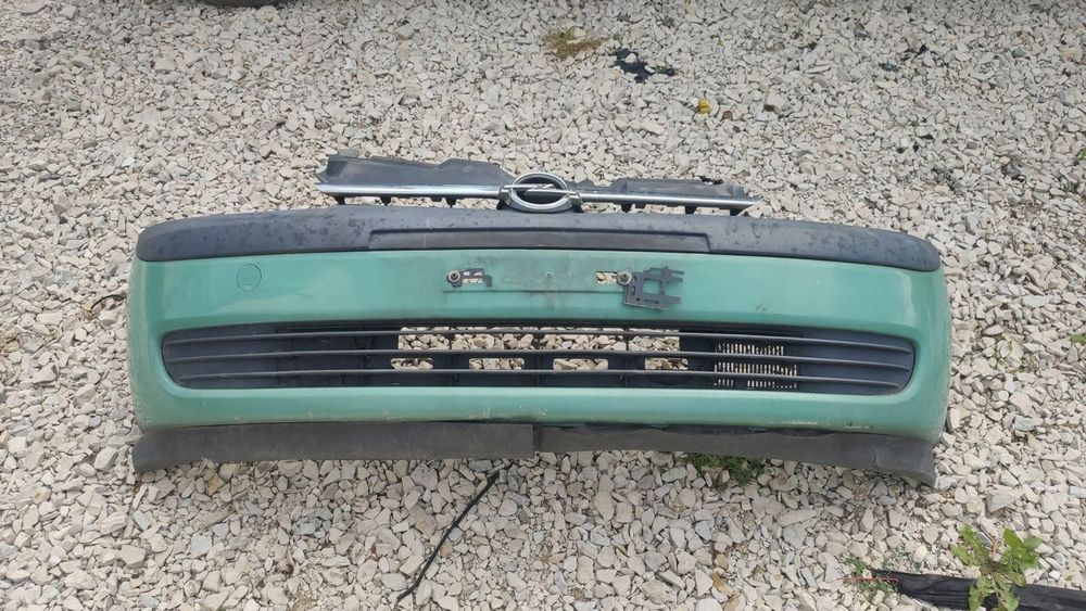 ZDERZAK PRZÓD OPEL CORSA C 00-03 EU