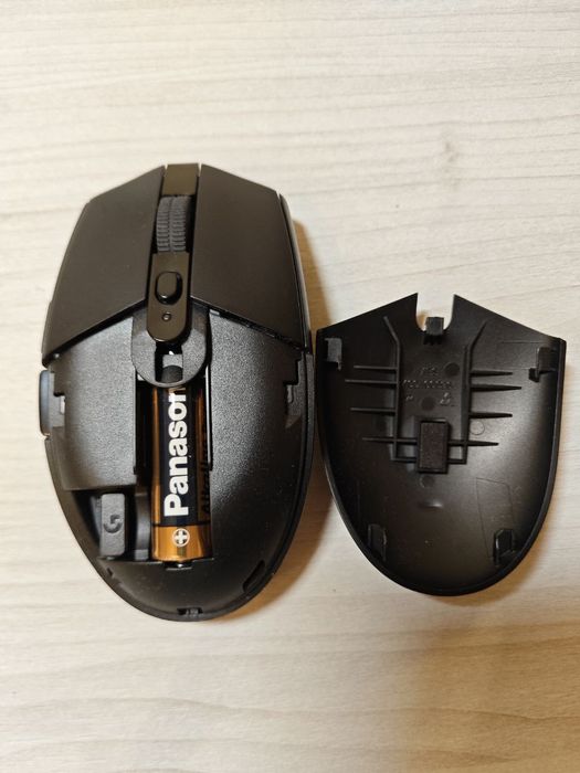 Миша Logitech G305 Ligthspeed (Black)