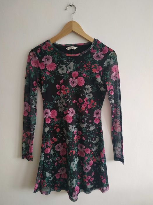Sukienka Stradivarius print kwiaty siateczka - S