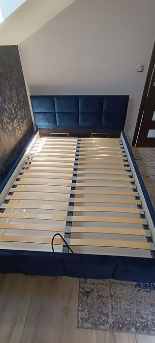 Łóżko tapicerowane na wymiar