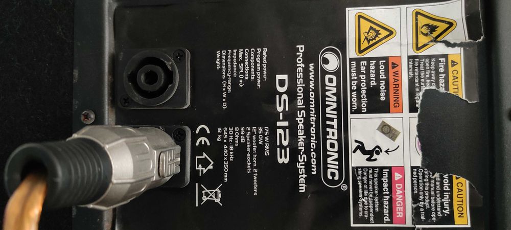 Kolumny głośnikowe estradowe 2szt. (1szt. 350 zł)