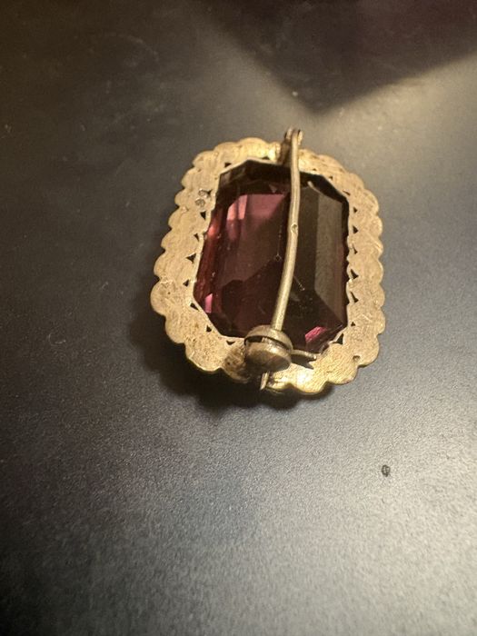 Broche antigo de fabrico alemão