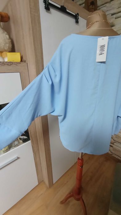 Elegancka zwiewna bluzeczka