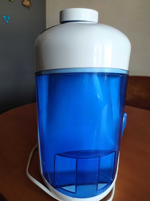 Соковижималка Clatronic AE - 2354 німецька.