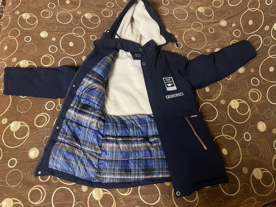 Продам зимню куртку 46 розмір