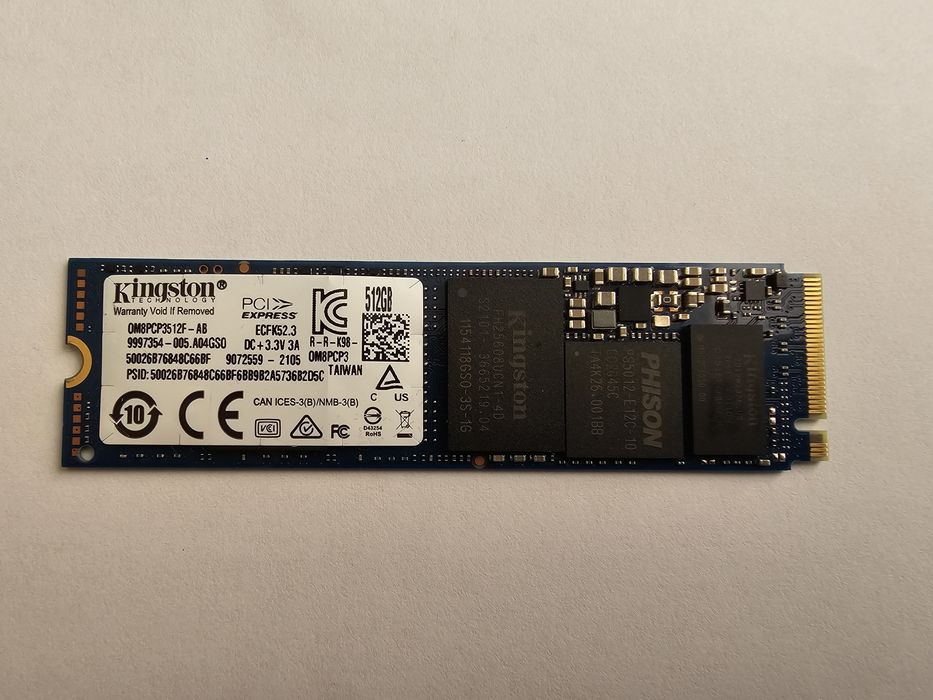 Ssd nvme Kingston om8pcp3513f-ab на 512 Гб з напрацюванням 2800 годин