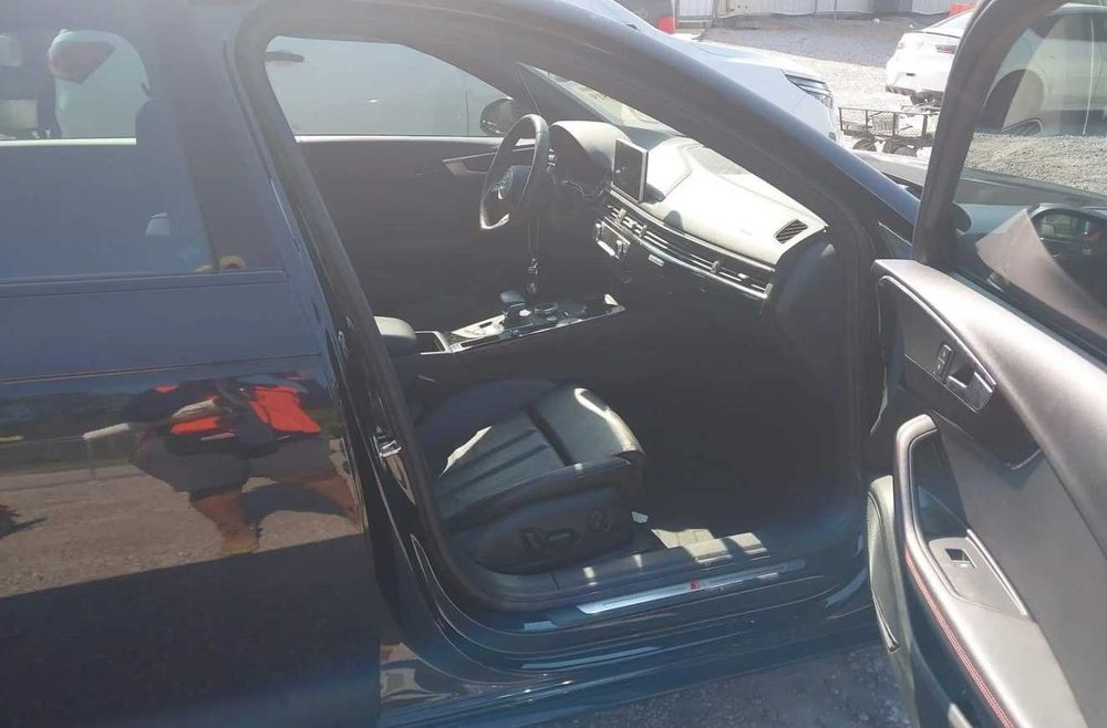 Audi a4 b9 2018 2.0t