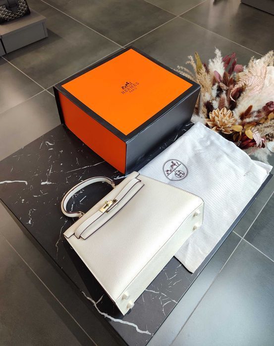Сумка Kelly 25 Epsom Bag Craie