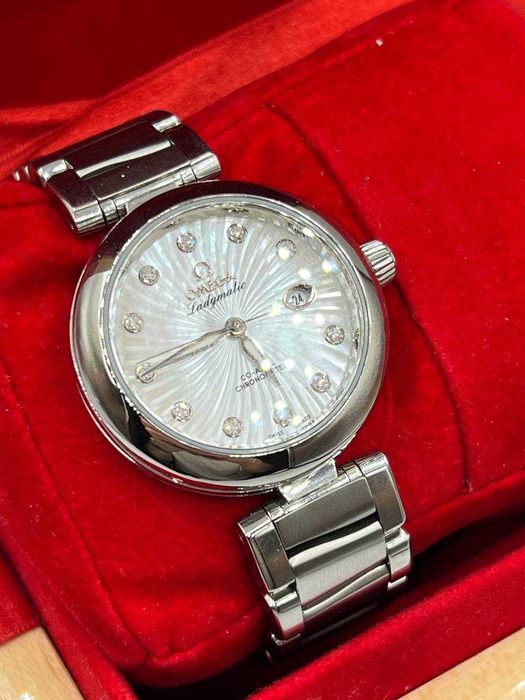 Zegarek damski Omega De Ville Ladymatic