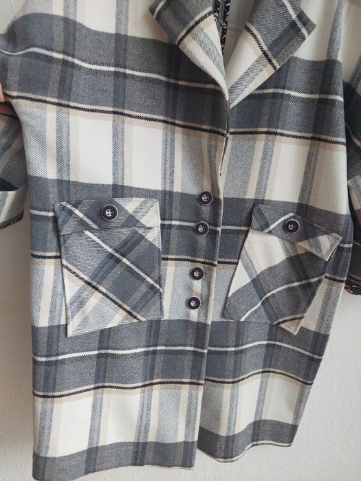 Gruby płaszcz w kratę beżowo szary L XL XXL Blue Shadow plus size Nowy