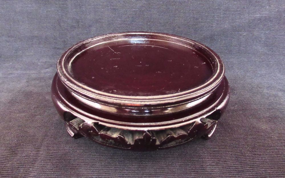 Base Antiga em Madeira (Ref. 6)