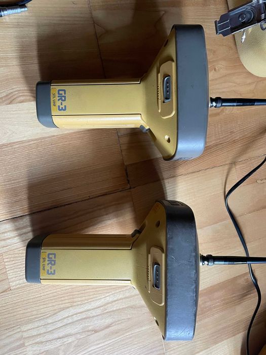 Topcon GR3 та штативи Nedo